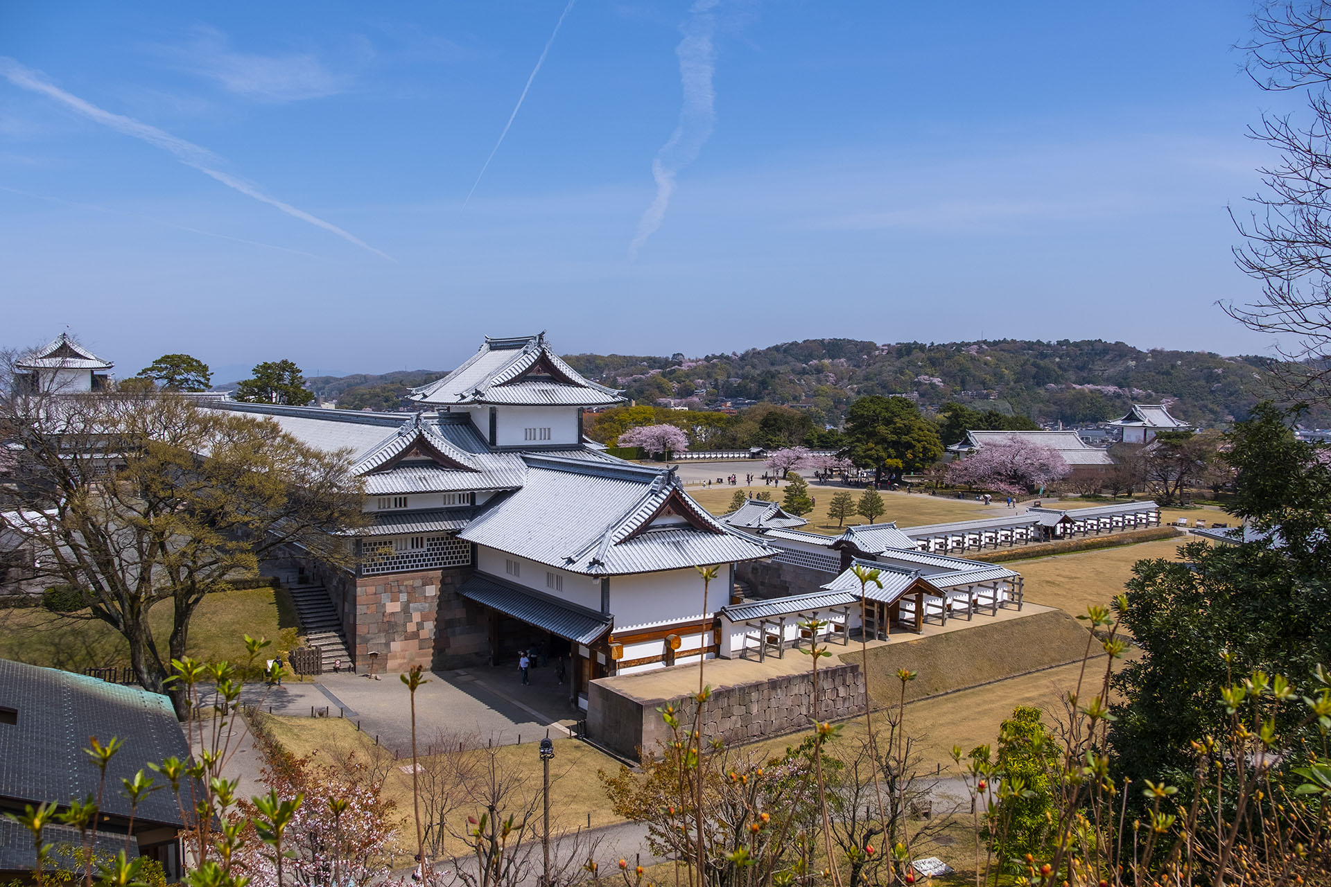 橋爪門，橋爪門續櫓，五十間長屋，菱櫓，三の丸廣場，石川門 (2023)