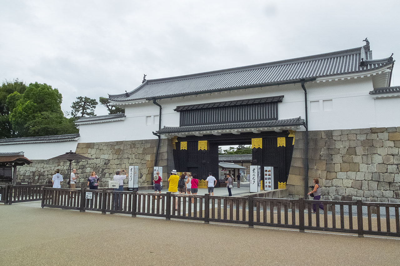 東大手門 (2019)