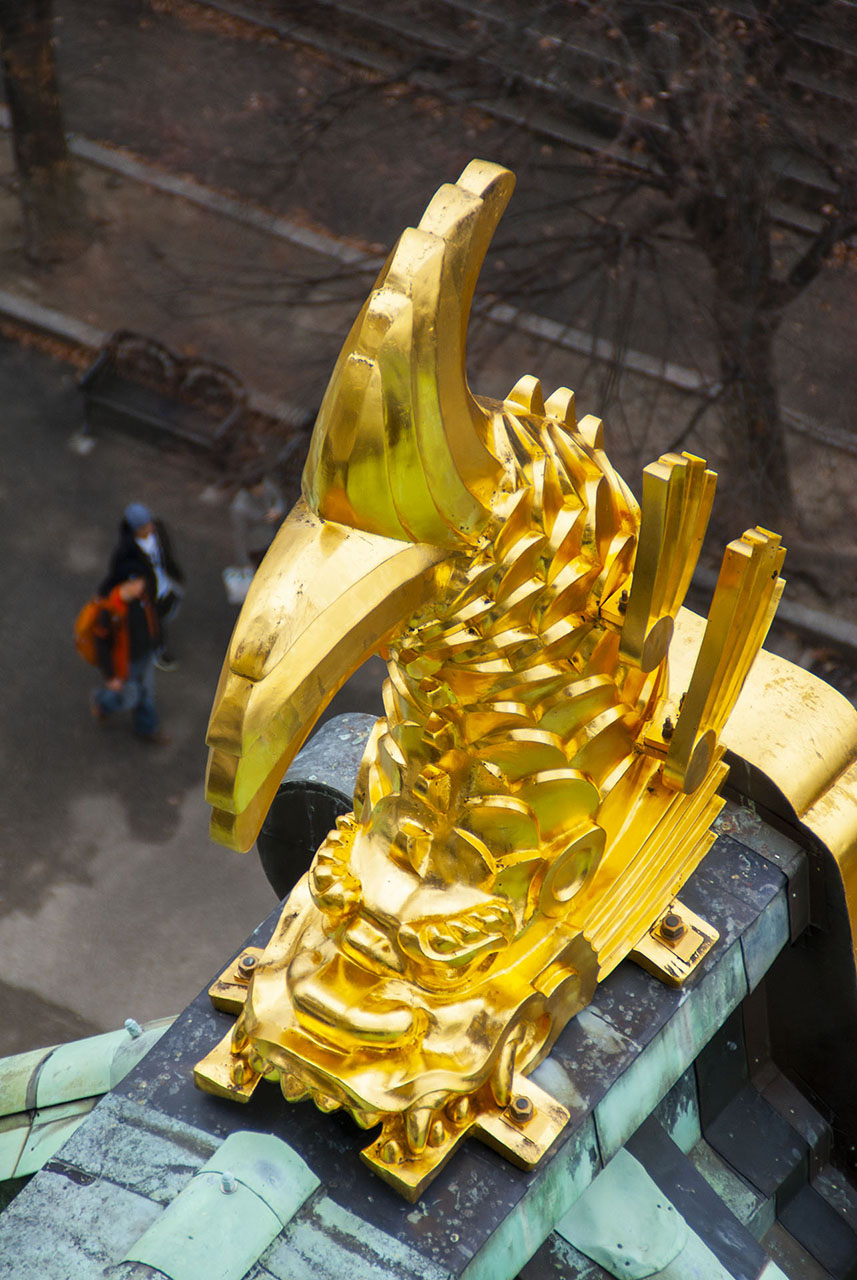 天守金鯱 (2006)