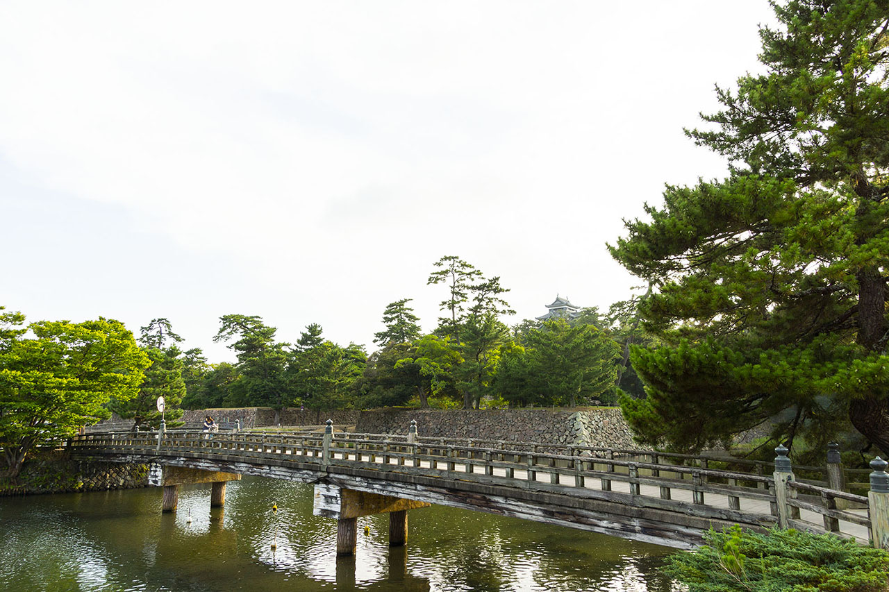 堀川，天守 (2016)