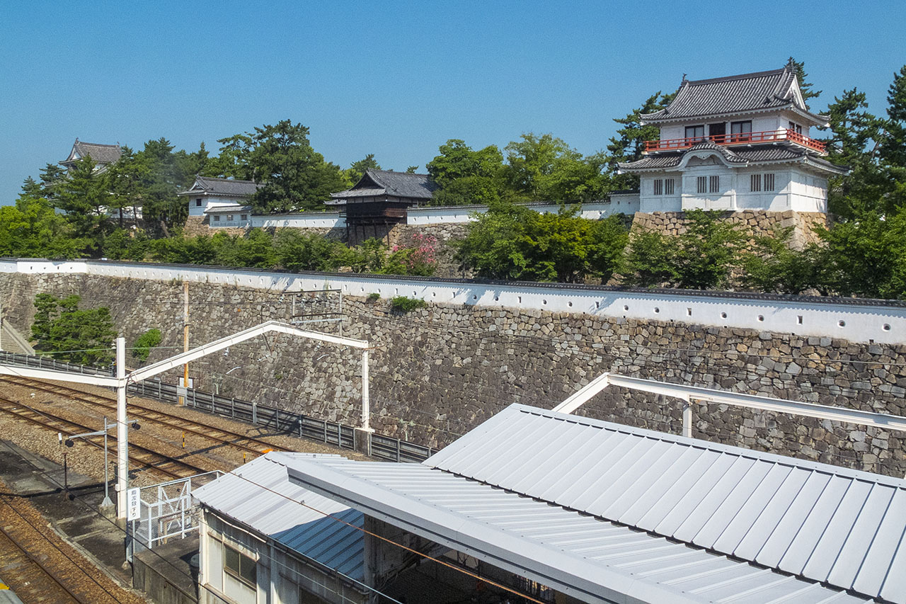 福山駅月台看福山城 (2018)