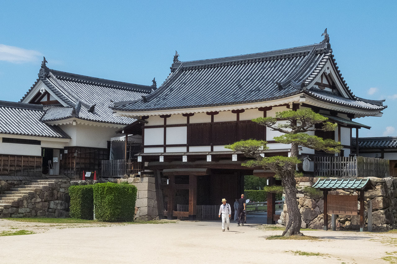 平櫓，表御門と御門橋 (2018)