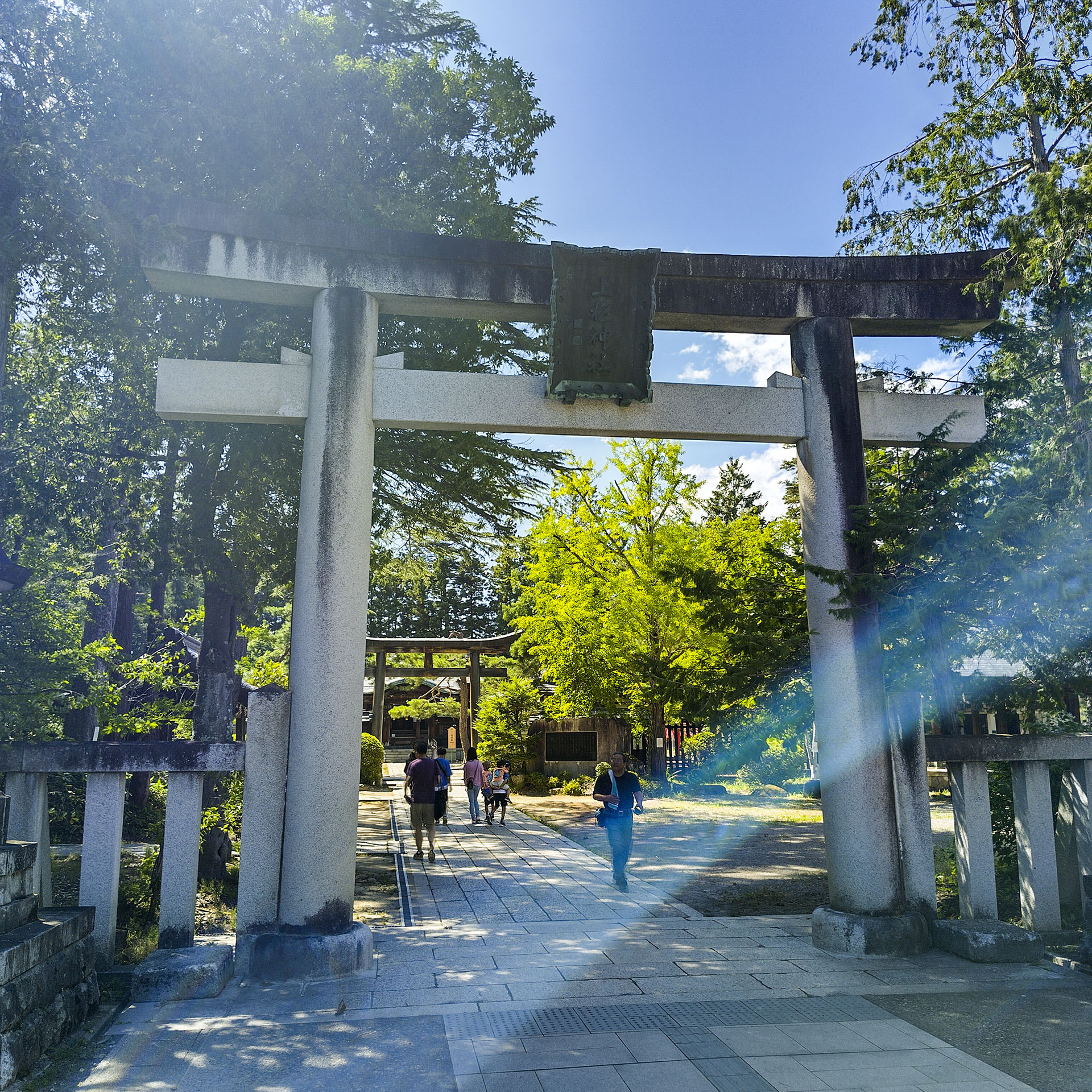 上杉神社一ノ鳥居 (2023)