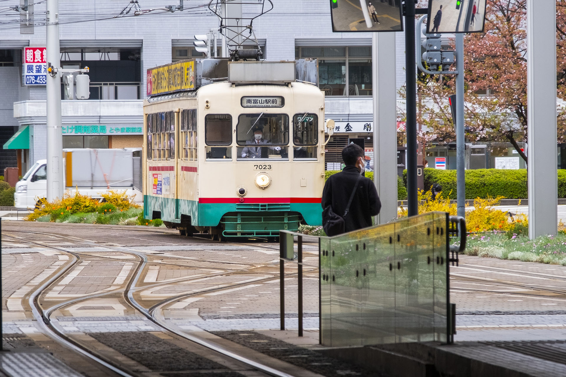 富山駅 (2023)