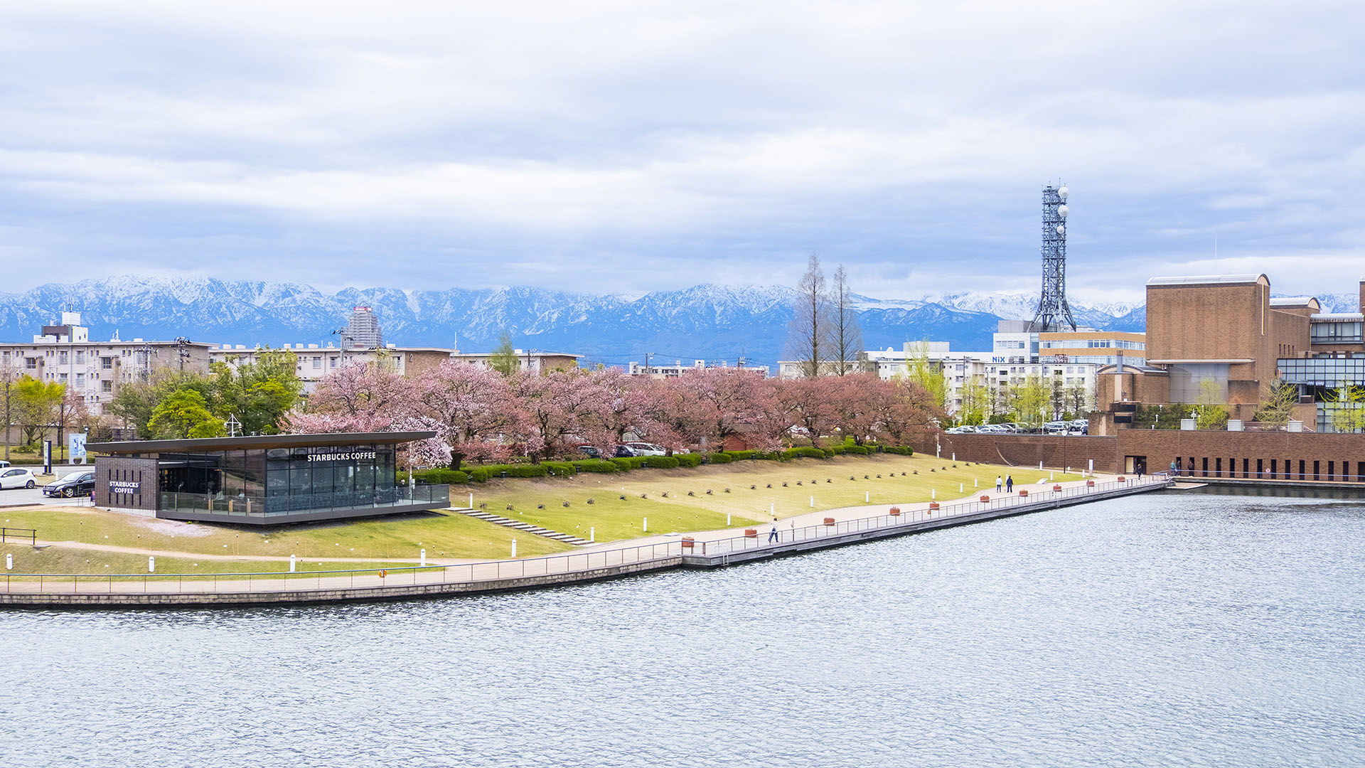 富岩運河環水公園 (2023)