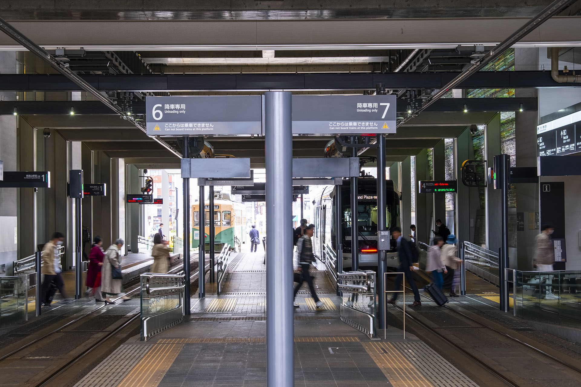 富山駅 (2023)