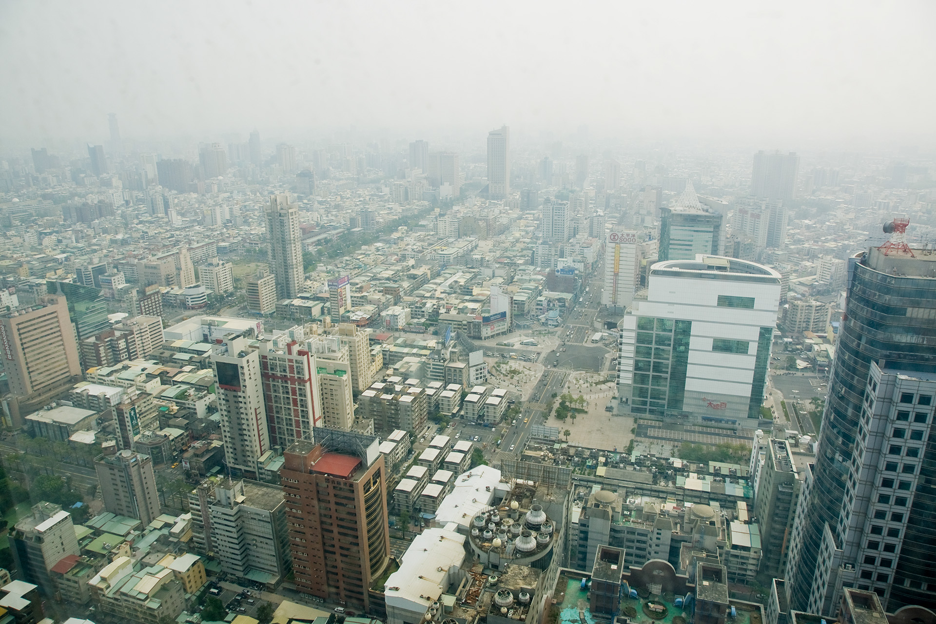 85大樓外望 - 2008