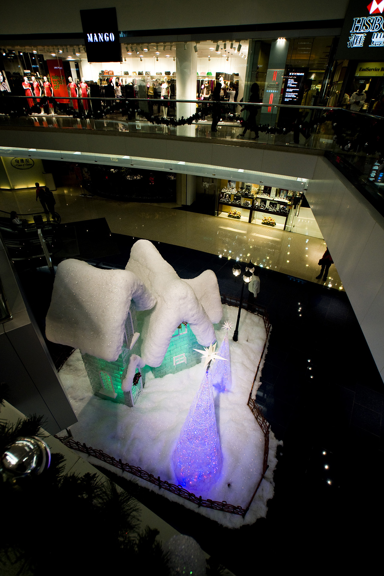Festival Walk, Kowloon Tong (2007)